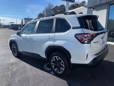 Certified 2026 Subaru Forester Premium AWD/4WD image 2