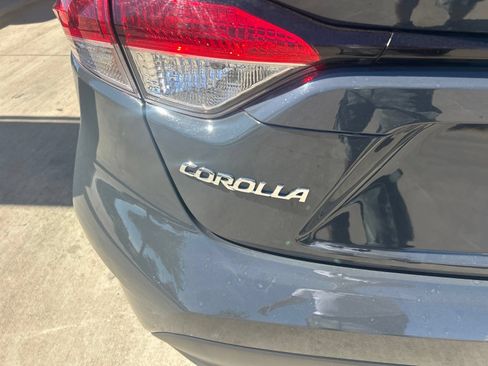 Used 2024 Toyota Corolla LE FWD image 11