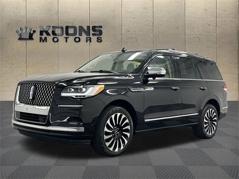 Used 2022 Lincoln Navigator Black Label image 1