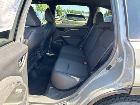 New 2026 Subaru Forester Premium AWD/4WD image 19