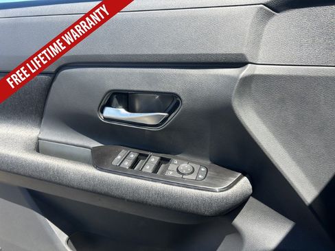 New 2026 Nissan Kicks SV w/ SV Premium Package AWD/4WD image 18