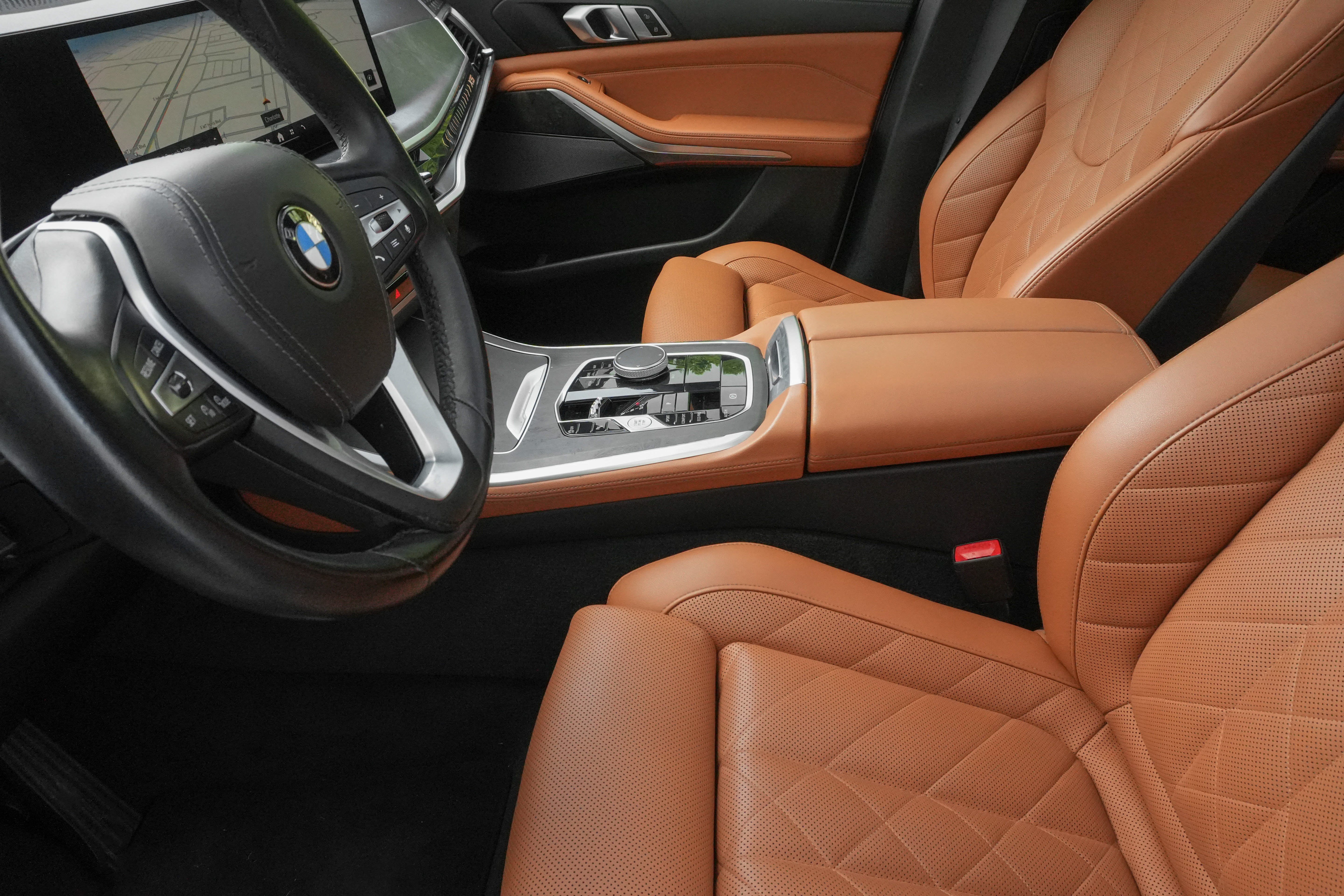 Certified 2024 BMW X5 sDrive40i w/ Premium Package RWD image 11