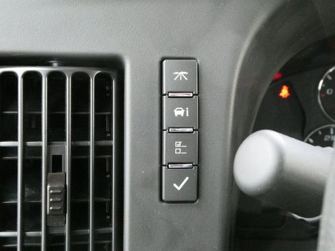 New 2025 GMC Savana 3500 w/ Power Convenience Package RWD image 9