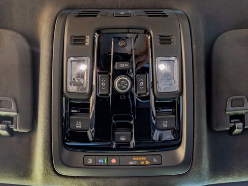 Used 2026 Cadillac Escalade Platinum Sport w/ LPO, ONYX Package image 29