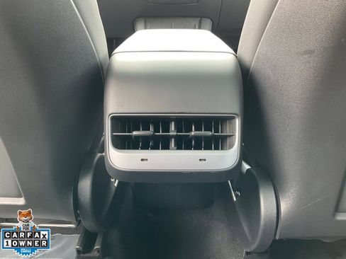 Used 2023 Tesla Model Y Long Range AWD/4WD image 42