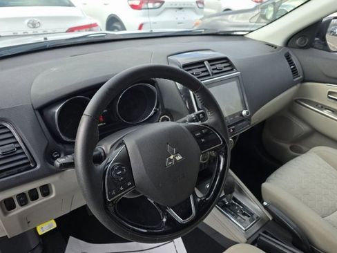 Used 2020 Mitsubishi Outlander Sport SE image 5