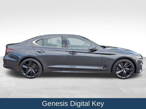 Used 2022 Genesis G70 3.3T w/ Sport Advanced Package AWD/4WD image 9