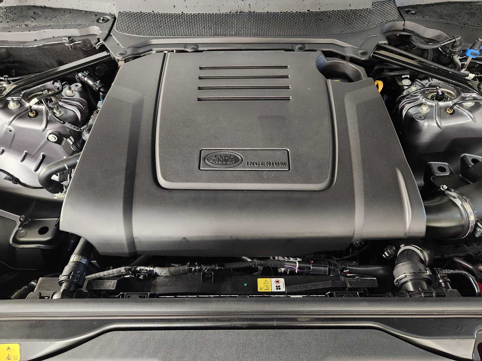New 2026 Land Rover Discovery S AWD/4WD image 31