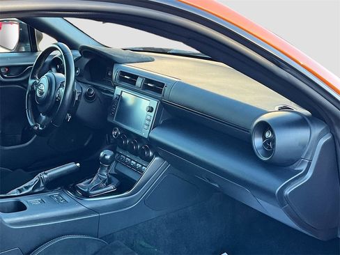 Used 2023 Toyota GR86 10th Anniversary SE image 27