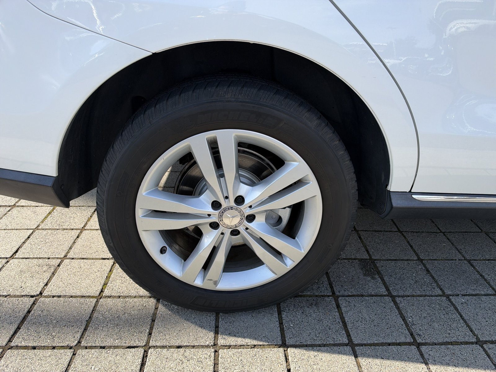 Used 2015 Mercedes-Benz ML 350 4MATIC image 12