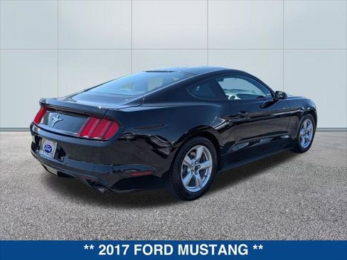 Used 2017 Ford Mustang Coupe RWD image 5