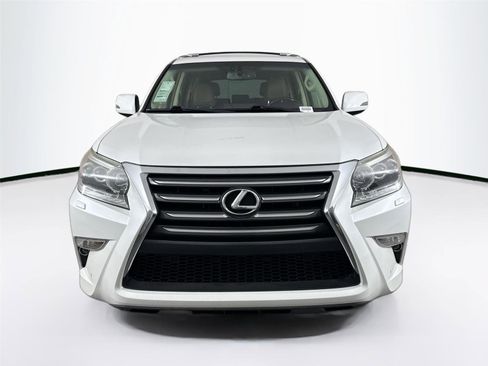 Used 2014 Lexus GX 460 w/ Premium Package AWD/4WD image 9