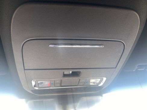 New 2025 Ford F150 Lariat w/ Equipment Group 501A Mid image 24