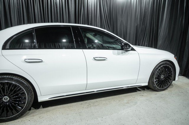 Used 2026 Mercedes-Benz E 350 Sedan image 4