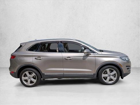 Used 2018 Lincoln MKC Premiere AWD/4WD image 4