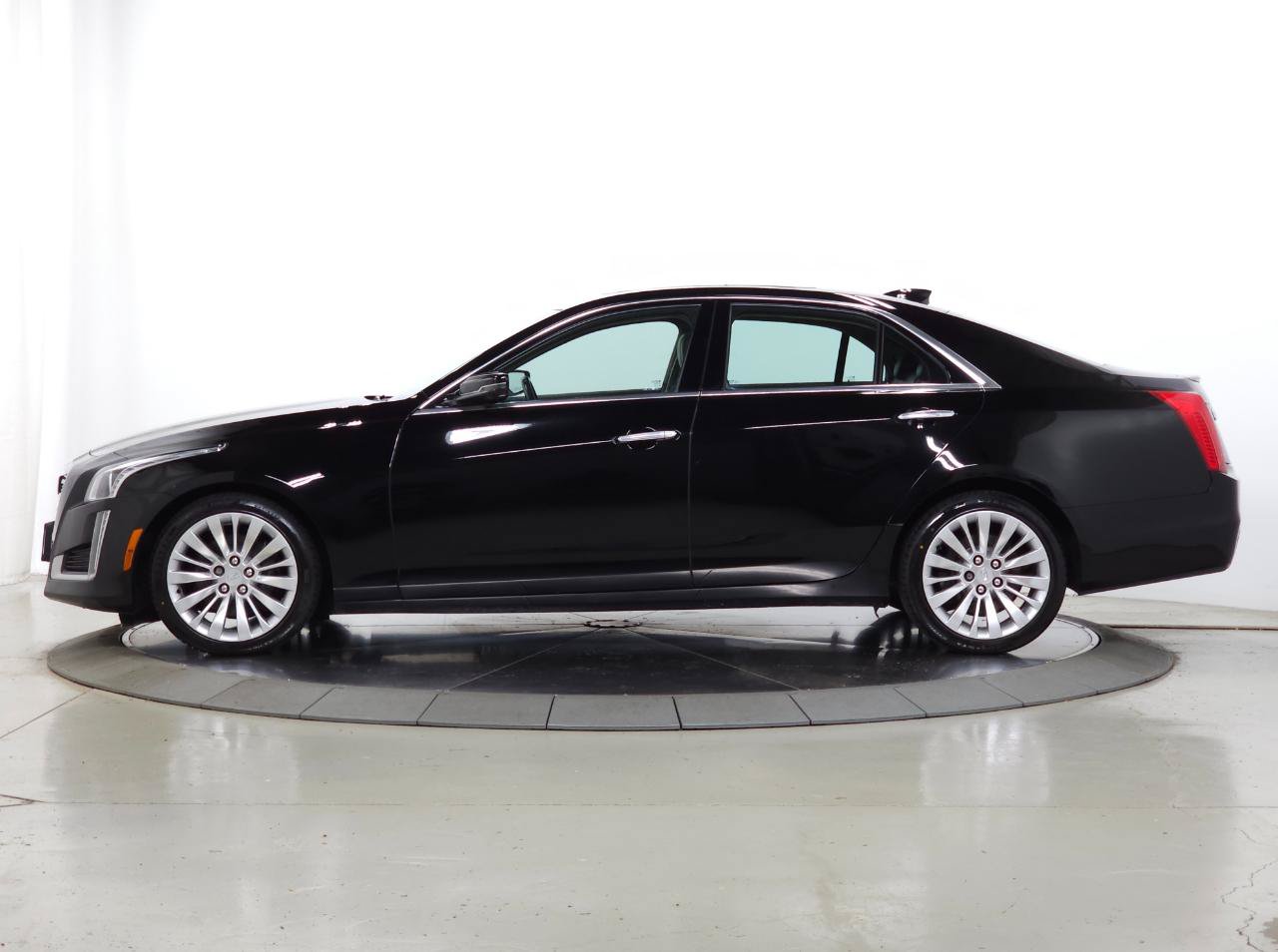 Used 2017 Cadillac CTS Luxury AWD/4WD image 4