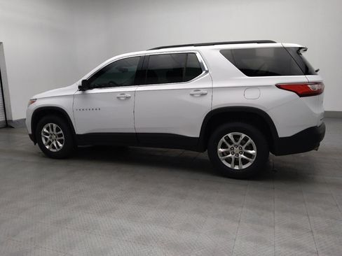 Used 2020 Chevrolet Traverse LT image 3