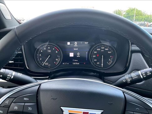 Used 2025 Cadillac XT5 Premium Luxury w/ Technology Package FWD image 25
