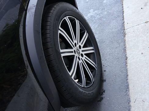 Certified 2025 Mercedes-Benz GLE 350 4MATIC image 41
