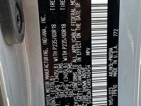 Used 2024 Toyota Sienna XSE w/ XSE Premium Package AWD/4WD image 18