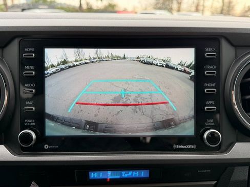 Used 2022 Toyota Tacoma TRD Sport image 22