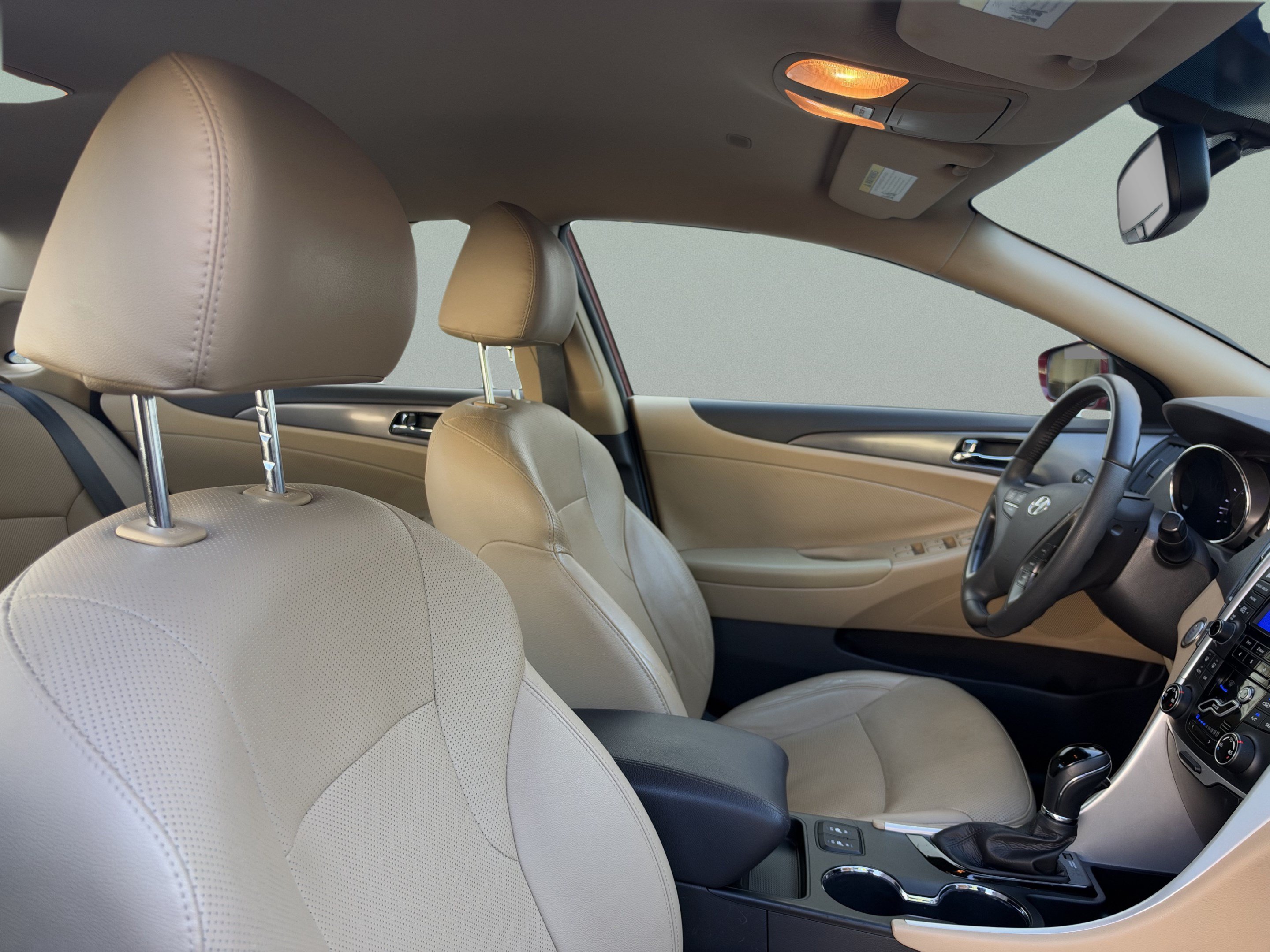 Used 2012 Hyundai Sonata Hybrid w/ Leather Pkg FWD image 20