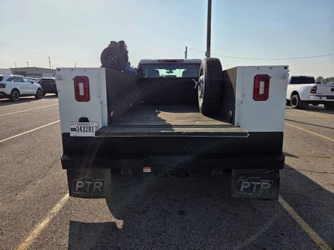 Used 2023 Chevrolet Silverado 3500 W/T w/ WT Fleet Convenience Package AWD/4WD image 9