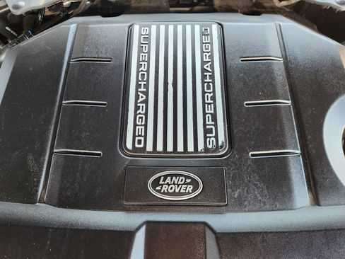 Used 2020 Land Rover Range Rover HSE image 31