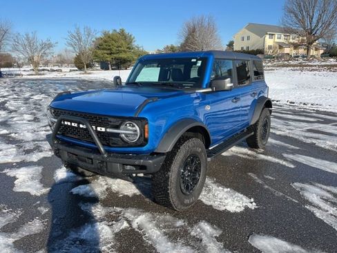 Used 2024 Ford Bronco Wildtrak image 4