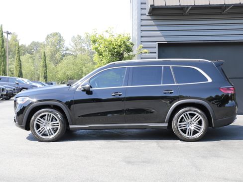 Used 2024 Mercedes-Benz GLS 450 4MATIC image 7