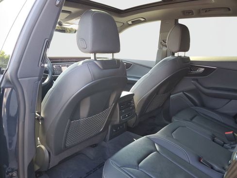 Used 2025 Audi Q8 Premium w/ Black Optic Package AWD/4WD image 14