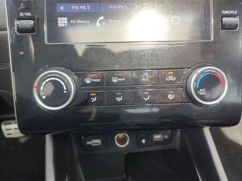 Used 2023 Hyundai Santa Cruz Night AWD/4WD image 10