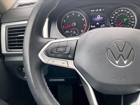 Used 2021 Volkswagen Atlas SE image 23