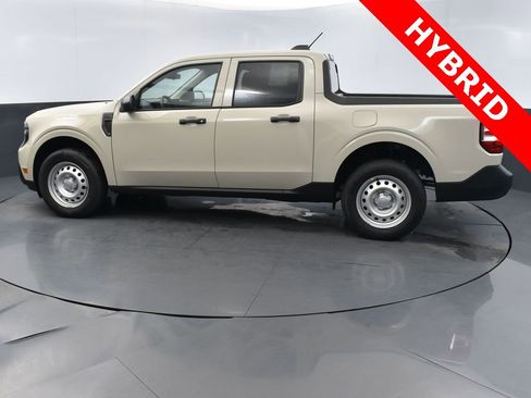 New 2025 Ford Maverick XL image 3