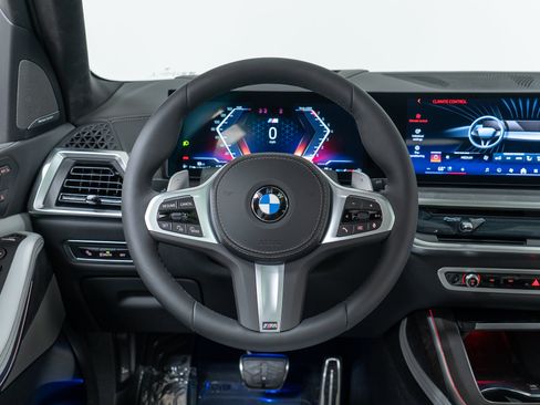 New 2027 BMW X7 xDrive40i w/ M Sport Package AWD/4WD image 17