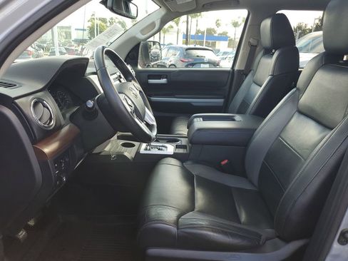 Used 2019 Toyota Tundra Limited w/ Limited Premium Package image 17