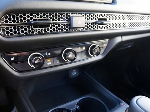 Certified 2025 Honda HR-V Sport image 20