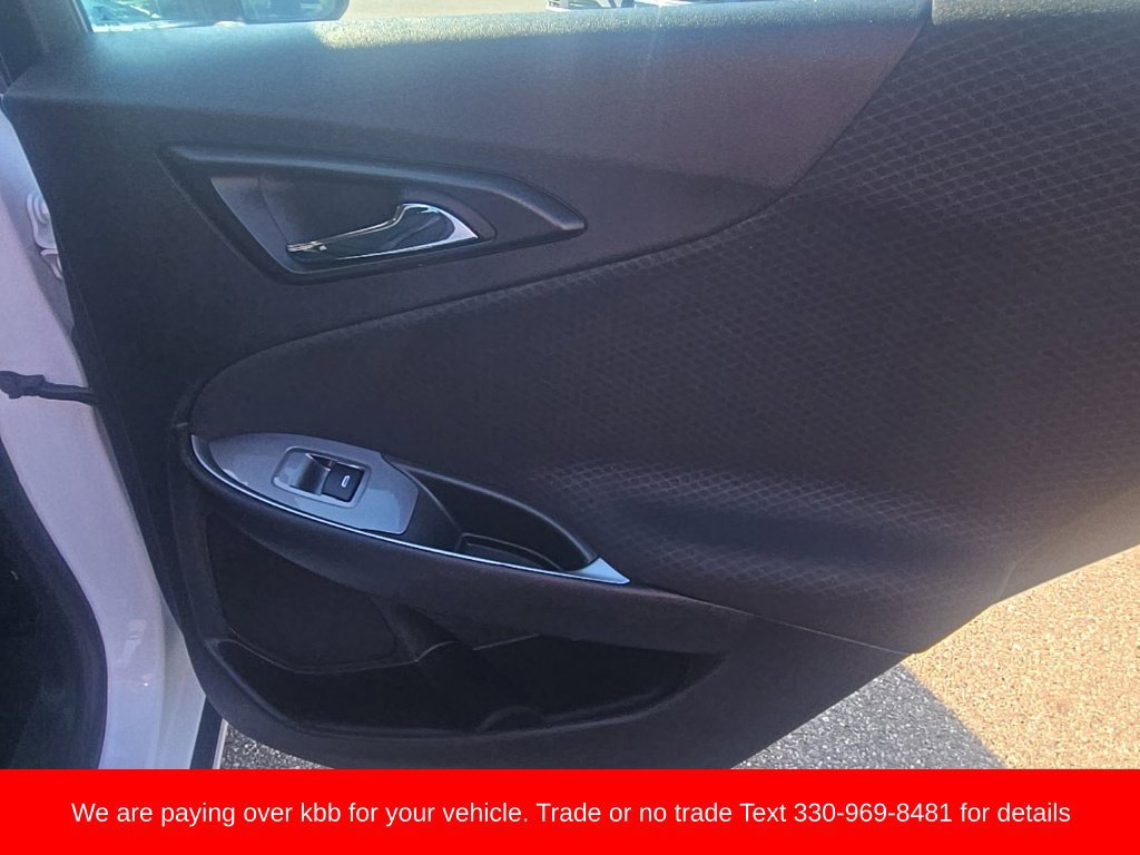 Used 2024 Chevrolet Malibu LT FWD image 23