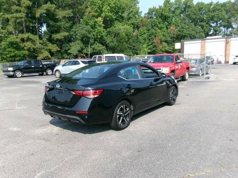 Used 2025 Nissan Sentra SV FWD image 6