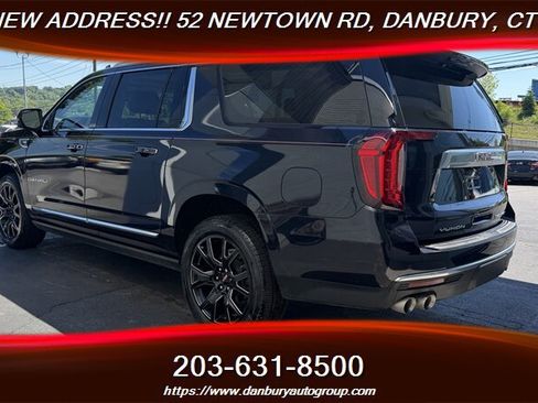Used 2023 GMC Yukon XL Denali AWD/4WD image 3