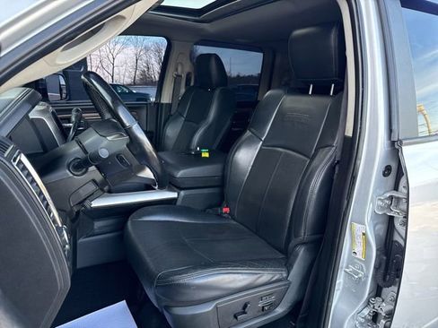 Used 2018 RAM 3500 Laramie image 2