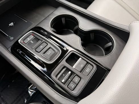 Used 2024 Honda Pilot EX-L image 30