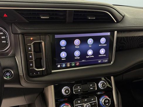 Used 2021 GMC Yukon Denali w/ Denali Premium Package AWD/4WD image 23