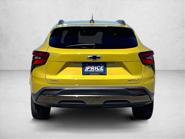 Used 2024 Chevrolet Trax ACTIV w/ Sunroof Package FWD image 4