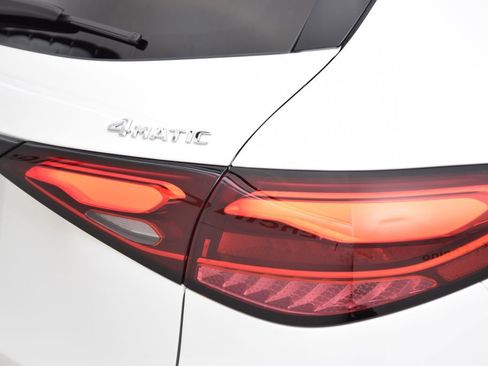 Certified 2026 Mercedes-Benz GLC 300 4MATIC image 13