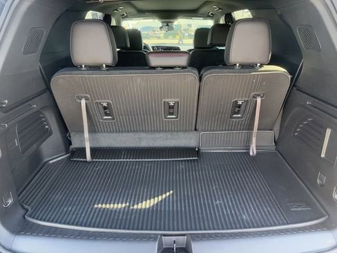 Used 2026 Chevrolet Traverse Z71 w/ LPO, Floor Liner Package image 28