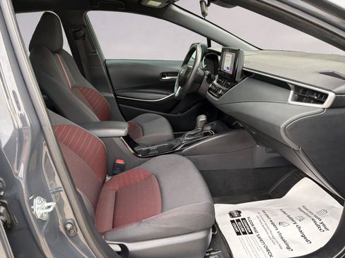 Certified 2025 Toyota Corolla SE w/ Convenience Package FWD image 15