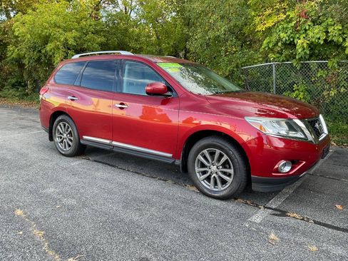 Used 2015 Nissan Pathfinder SL w/ SL Premium Package AWD/4WD image 11