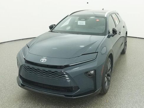 New 2026 Toyota Crown Signia Limited image 2