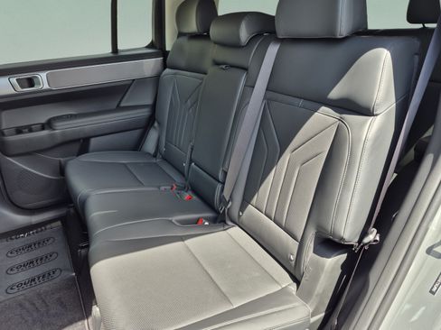 New 2027 Hyundai Santa Fe SEL FWD image 21